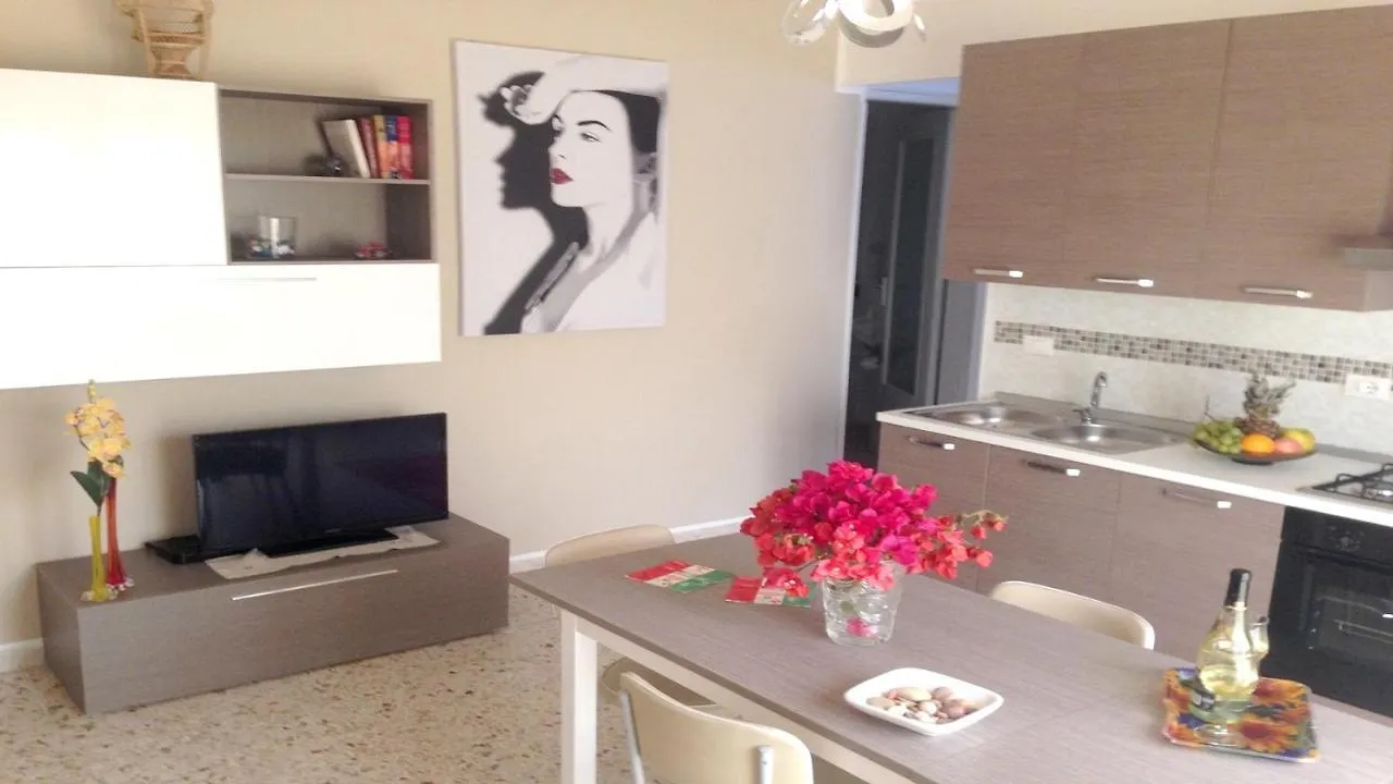 Bright Apartment In Alcamo: 100 M² With Sea View