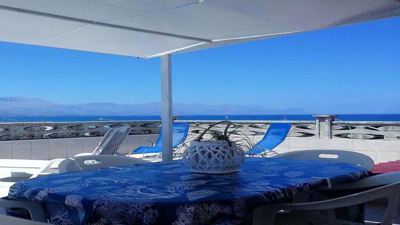 Bright Apartment In Alcamo: 100 M² With Sea View イタリア